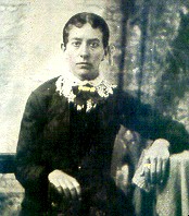 lizziehawkins.jpg (16865 bytes)